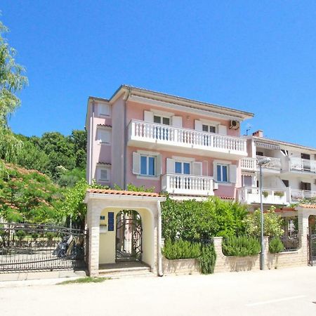 Apartments Alex Baska  Bagian luar foto