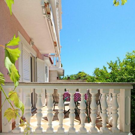 Apartments Alex Baska  Bagian luar foto