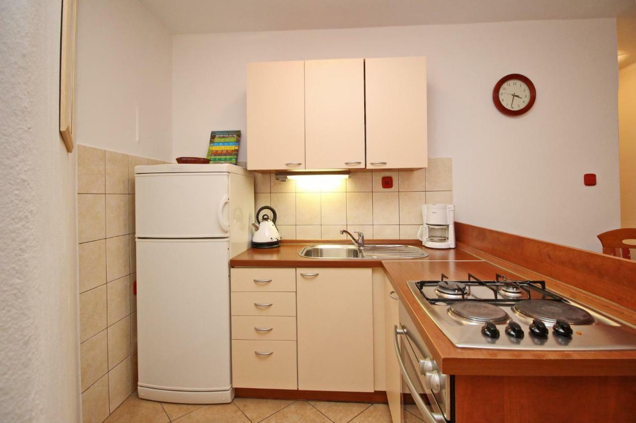 Apartments Alex Baska  Bagian luar foto