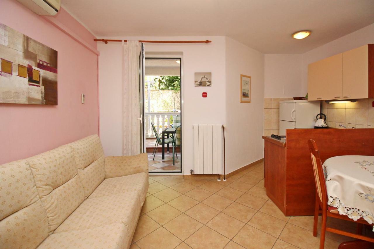 Apartments Alex Baska  Bagian luar foto