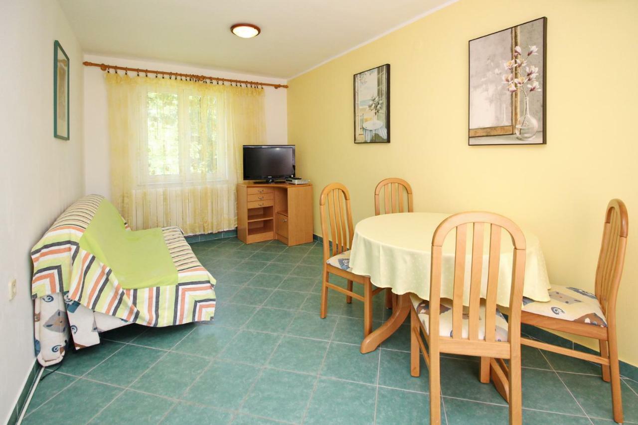 Apartments Alex Baska  Bagian luar foto