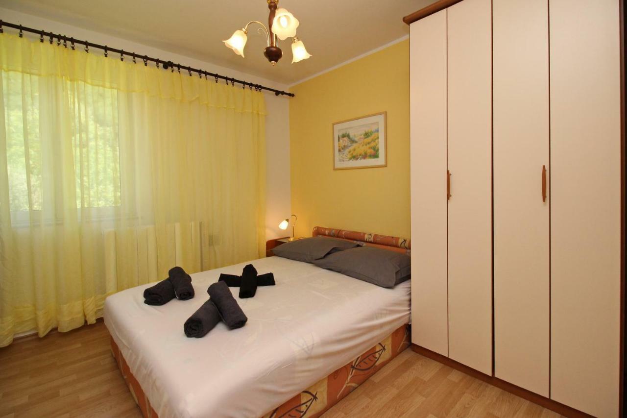 Apartments Alex Baska  Bagian luar foto